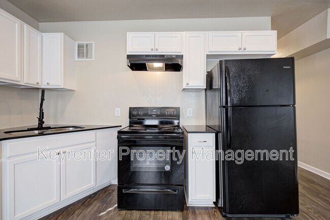 Building Photo - 2325 NW 12th St