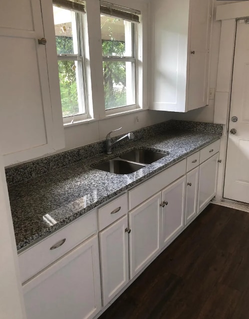 Primary Photo - 2523 Hiland St