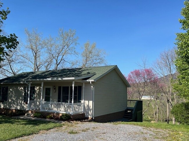 Building Photo - Single Family Home for Rent