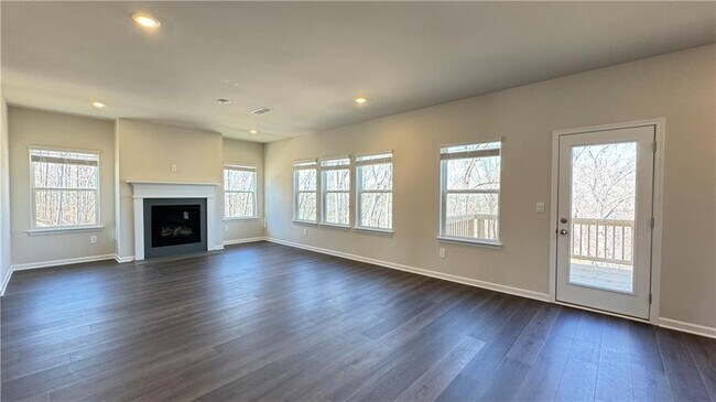 Building Photo - 228 Water Oak Wy