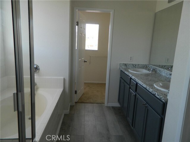 Building Photo - 32945 Serena Way