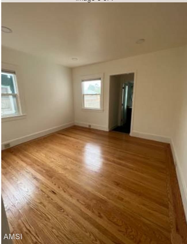 Building Photo - 3 br, 2 bath House - 283 Toler Ave