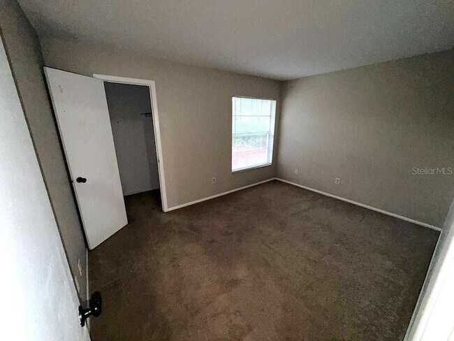 Building Photo - 1311 Alfonzo Cir