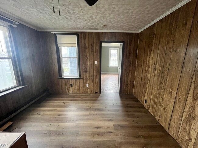 Building Photo - Herndon Blue House