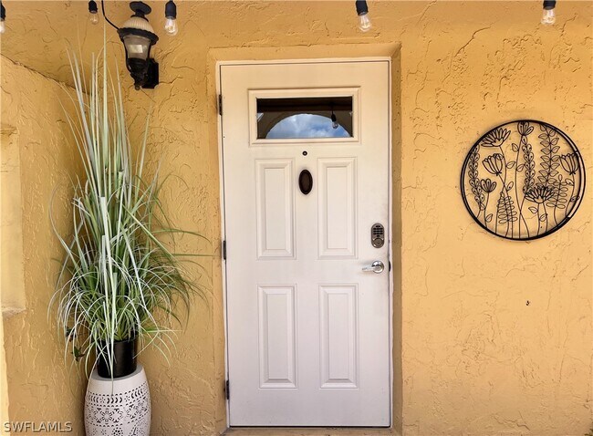 Building Photo - 159 Teryl Rd