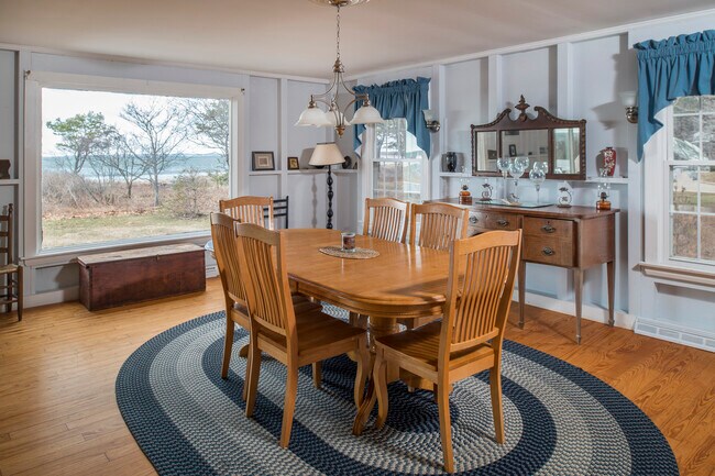 Building Photo - 22 Crescent Surf Rd