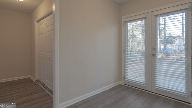 Building Photo - 6218 Creekford Ln