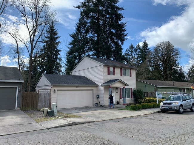 Primary Photo - 606 W Sheridan St