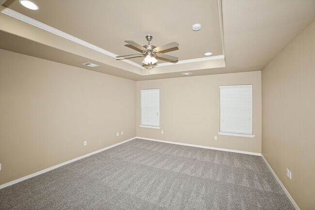 Building Photo - 7403 Kodiak Ave