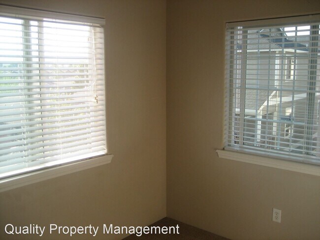Building Photo - 3 br, 2.5 bath House - 7878 Jacqueline Way