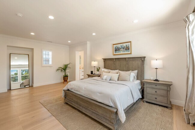 Building Photo - Luxurious French Country Estate in Ladera Ranch – Fully Furnished with Flexible Short-Term Lease ...