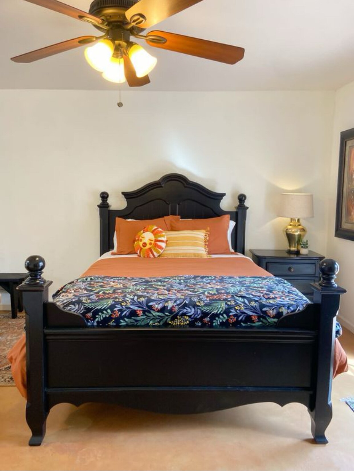 Bed - 2648 E Drachman St