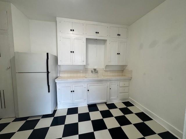 Building Photo - 3762 W 7th St