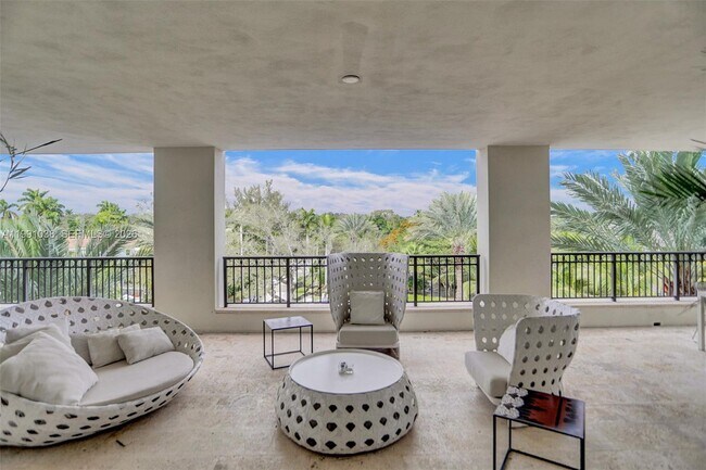 Building Photo - 3535 Hiawatha Ave