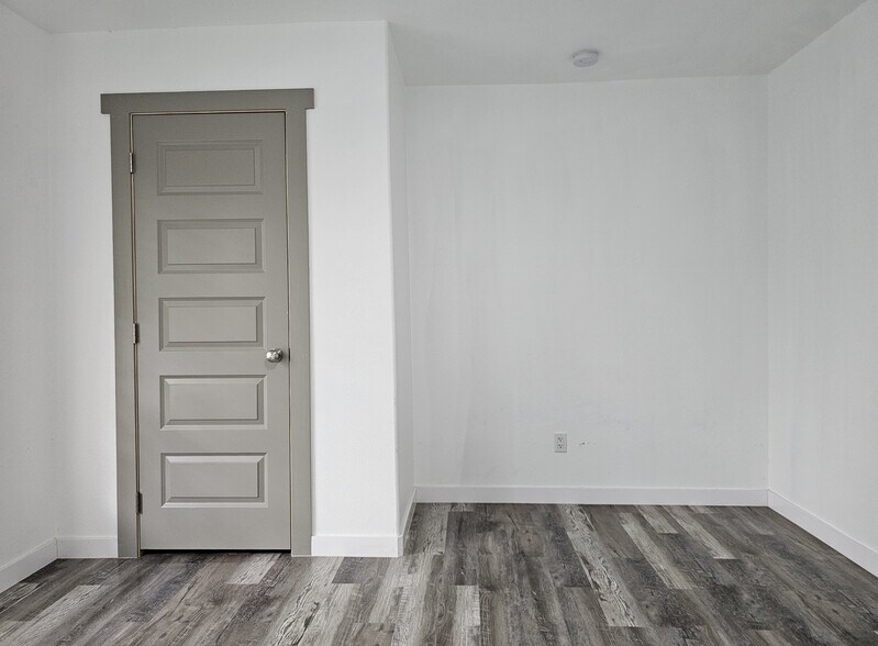 Bedroom 2 - 1600 Orange Ave