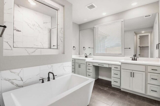 Building Photo - "Spacious 4-Bedroom Sanctuary with Cozy Fireplace in San Antonio's Prime Location!"