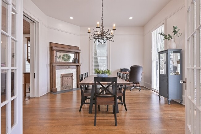 Building Photo - 1808 Avenue K