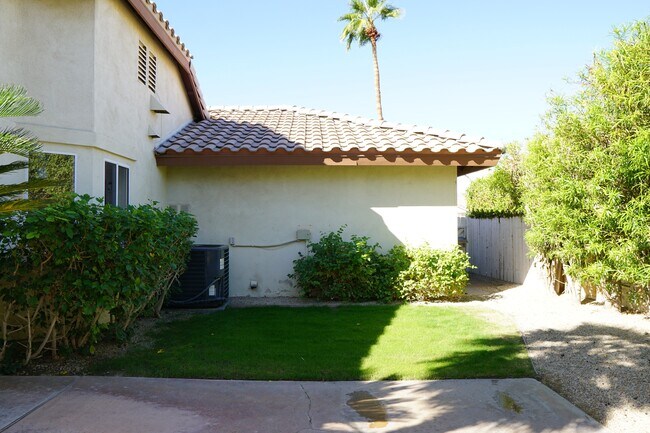 Building Photo - 44150 Calico Cir