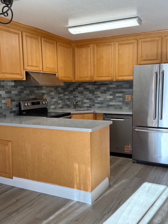 Building Photo - 1306 Karmen Ct
