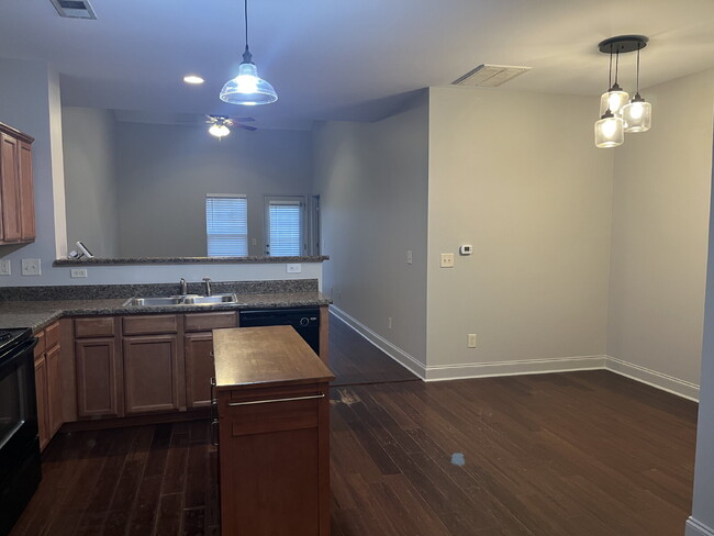 Building Photo - 2716 Nashboro Blvd