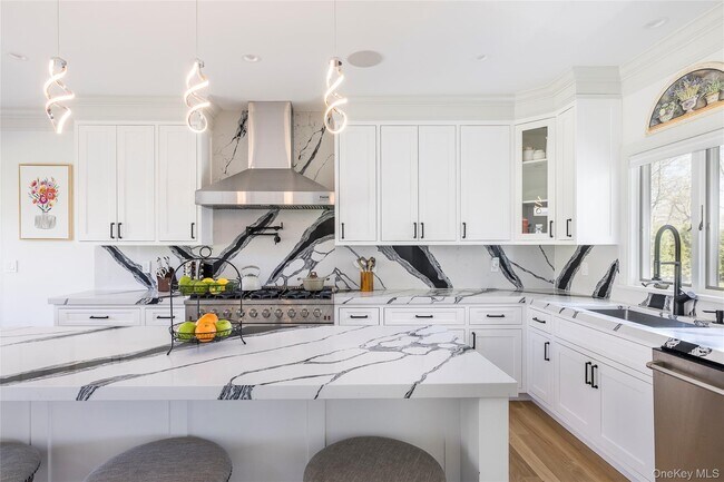 Building Photo - 9 Jennifers Path