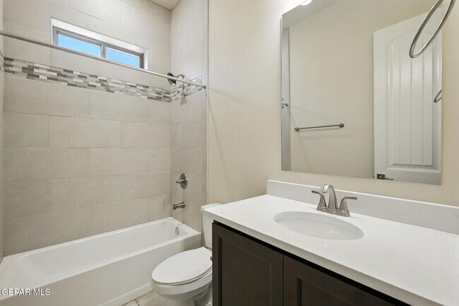 Building Photo - 14937 Tierra Mirage Ave
