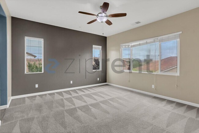 Building Photo - 10586 N Whitney Ave