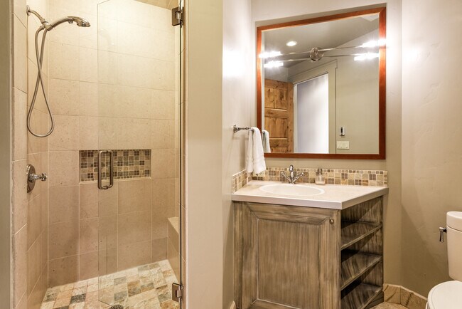 Building Photo - 501 Rio Grande Pl