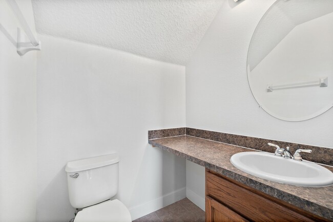 Building Photo - 234 Murano Dr
