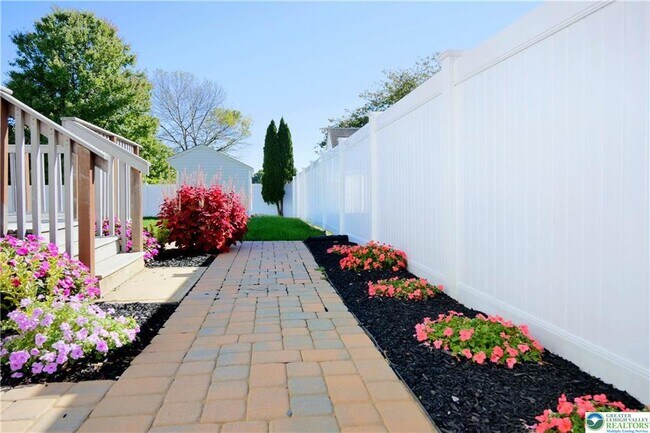 Building Photo - 4624 Concord Cir