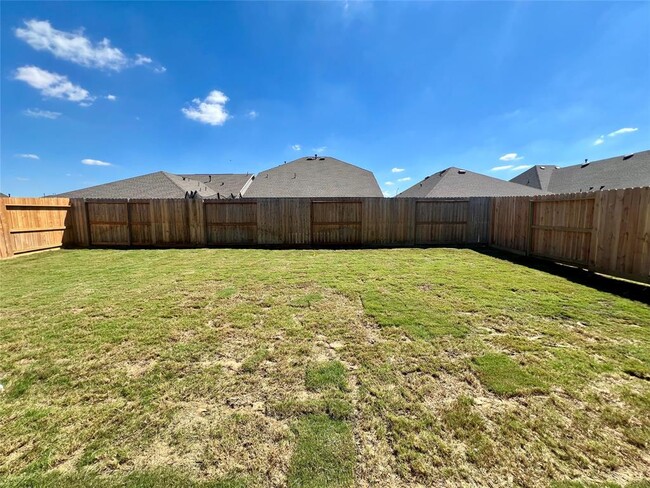 Building Photo - 30421 Zoysia Pt Ln