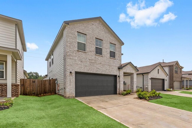Building Photo - 26006 Emory Holw Dr