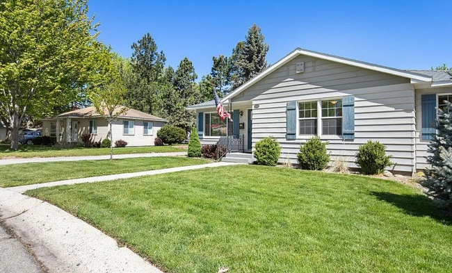 Building Photo - 3-Bed 2-Bath Home with Detached Studio Apartment!