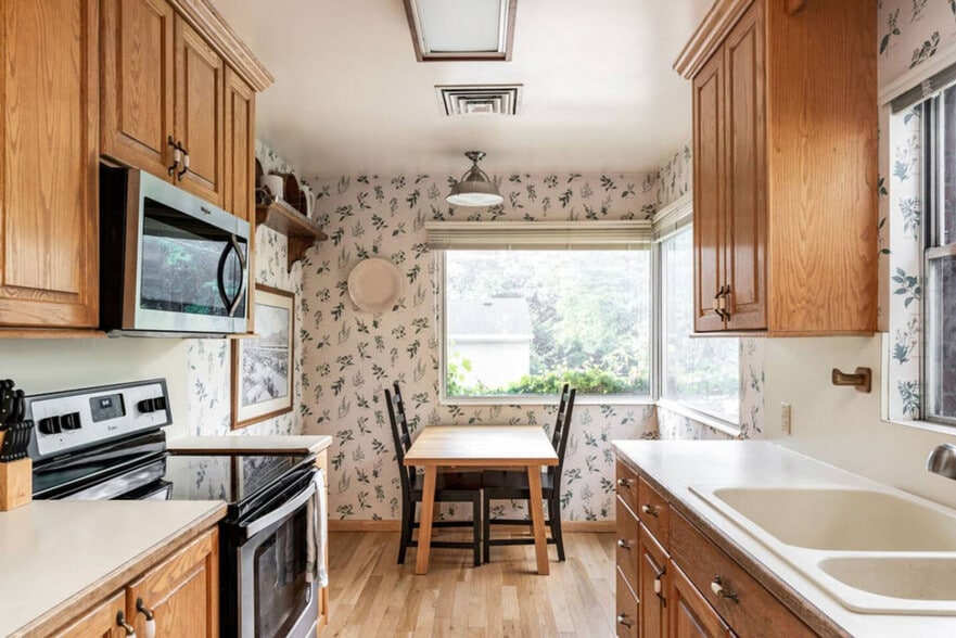 Building Photo - 3410 S 2700 E