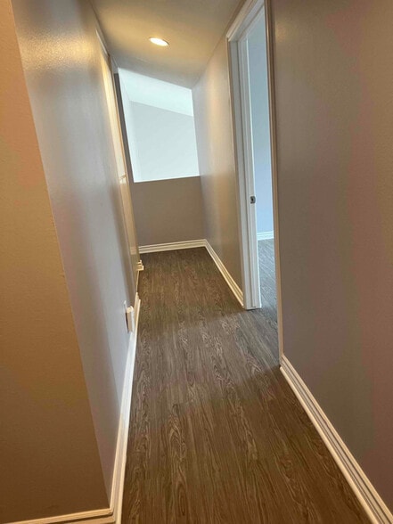 Building Photo - 4791 Carmonita Ln