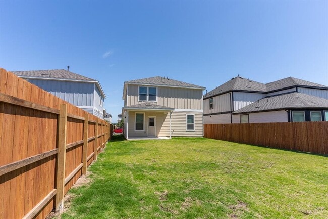 Building Photo - 308 Redonda Dr