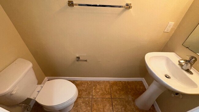 Building Photo - 4/3.5 home located at Randa Ridge!!!