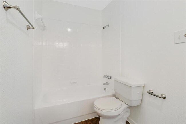Building Photo - 5729 Pinon Vista Dr