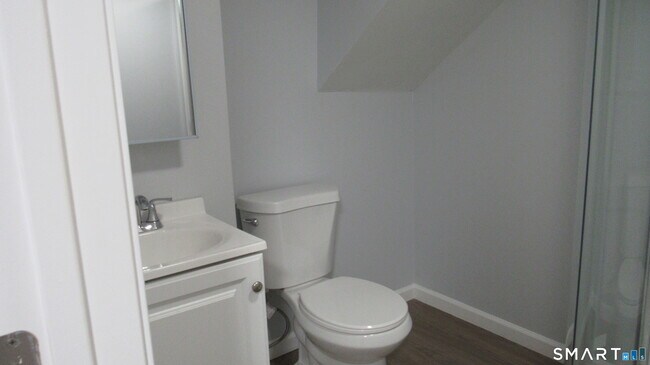 Building Photo - 17 Woodbine St