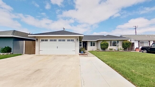 Primary Photo - 14321 Riviera Dr