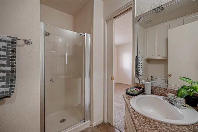 Building Photo - 10607 Silkwood Dr