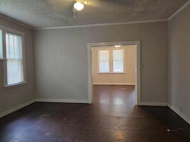 Building Photo - 1029 Kinard Ct