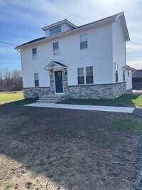 Building Photo - 1480 Shoecraft Rd