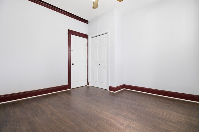 Building Photo - 35 W 52nd St