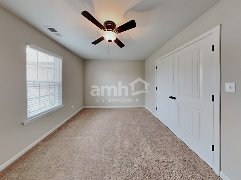 Building Photo - 3230 Magnolia Bloom Dr
