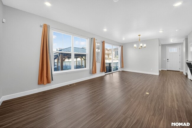 Building Photo - 9822 Rosalee Peak St