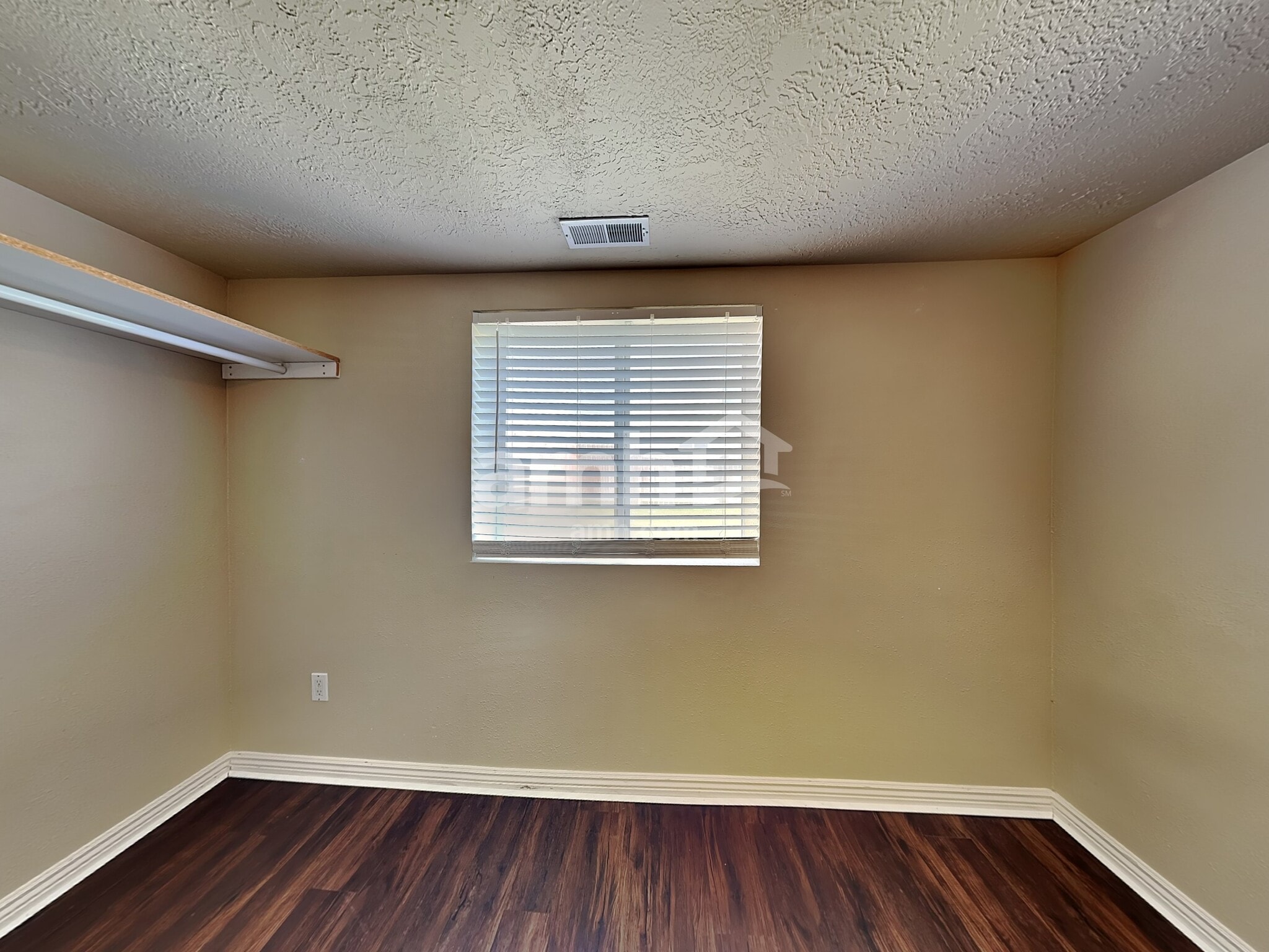 Building Photo - 6334 S Clover Creek Ln