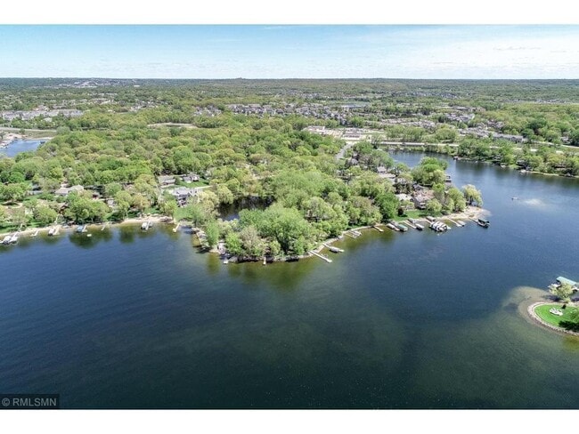 Building Photo - 14684 Cove Ave SE