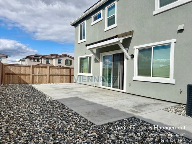 Building Photo - 4696 Snapdragon Wy