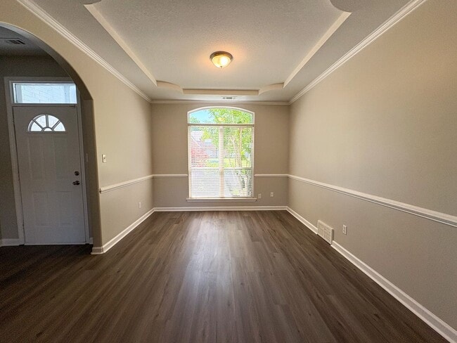 Building Photo - 4 bed, 3 bath in Bartlett with a BONUS room